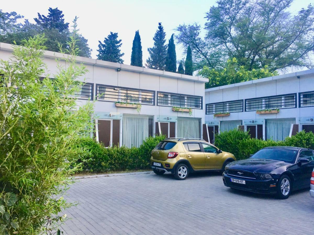 Colosseo Hotel Tbilisi Exteriör bild